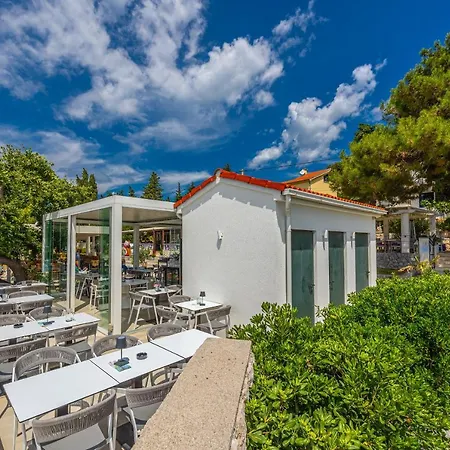 Sea La Vie Rooms-3